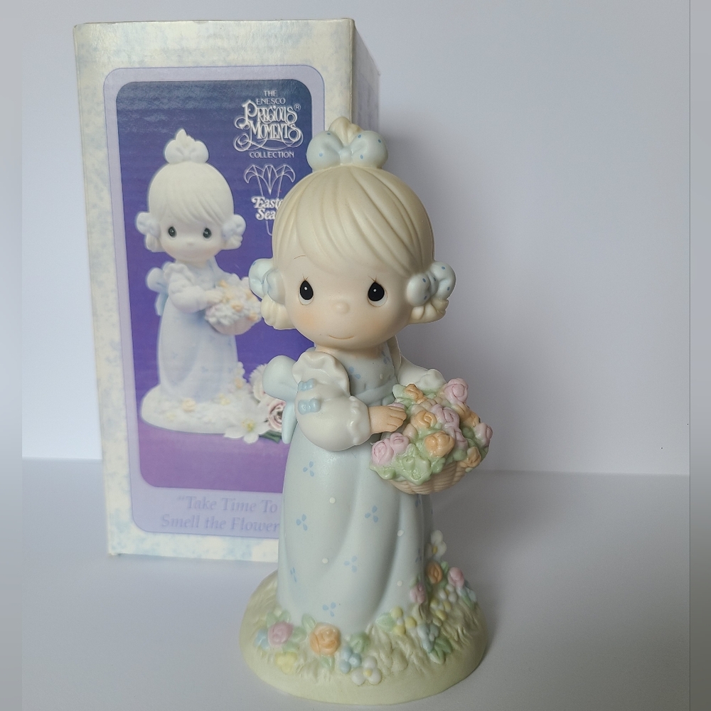 Precious Moments Girl Flowers Limited Edition Collectible Porcelain Figurine